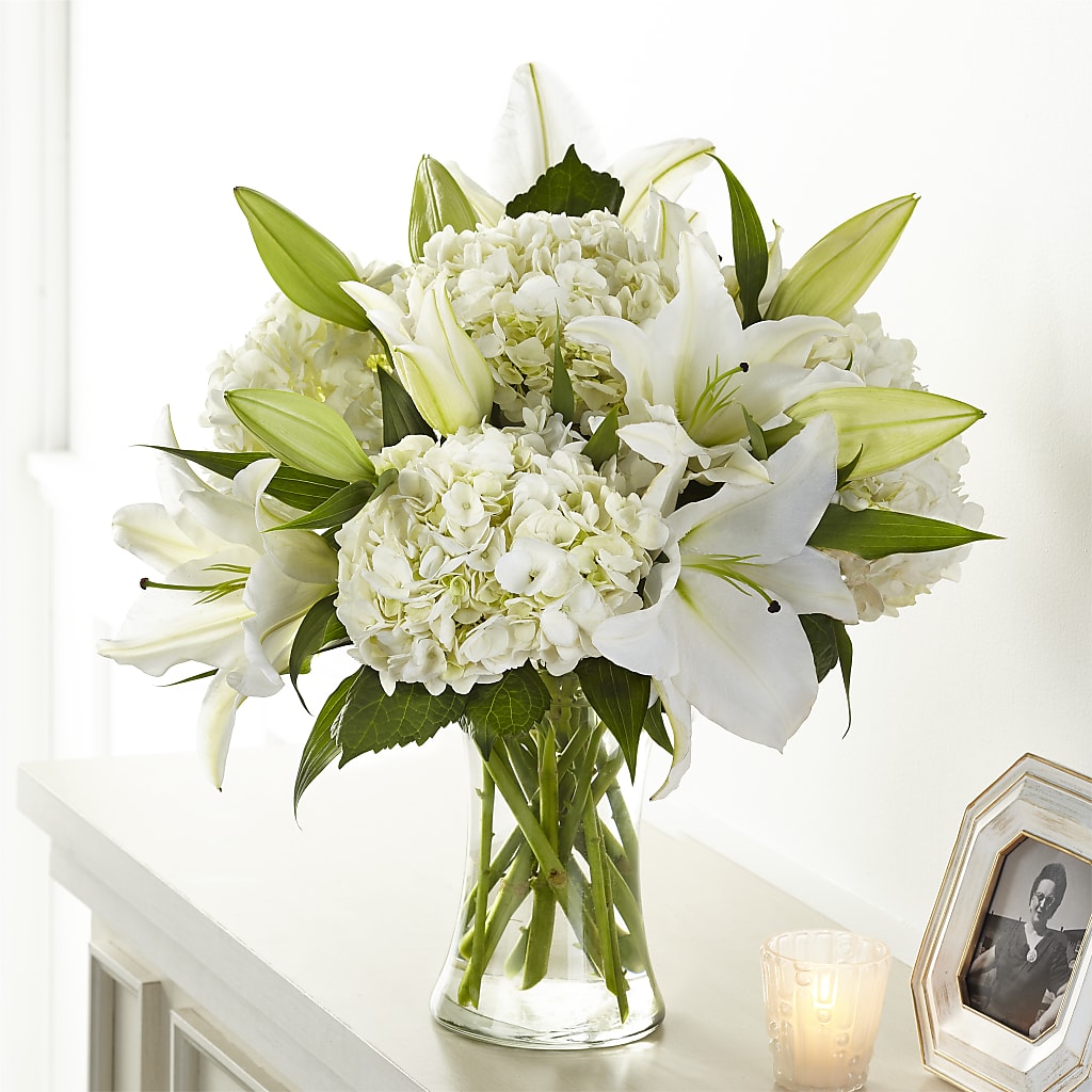 Compassionate Lily Bouquet – YOLE'S FLOWERS, New Orleans LA