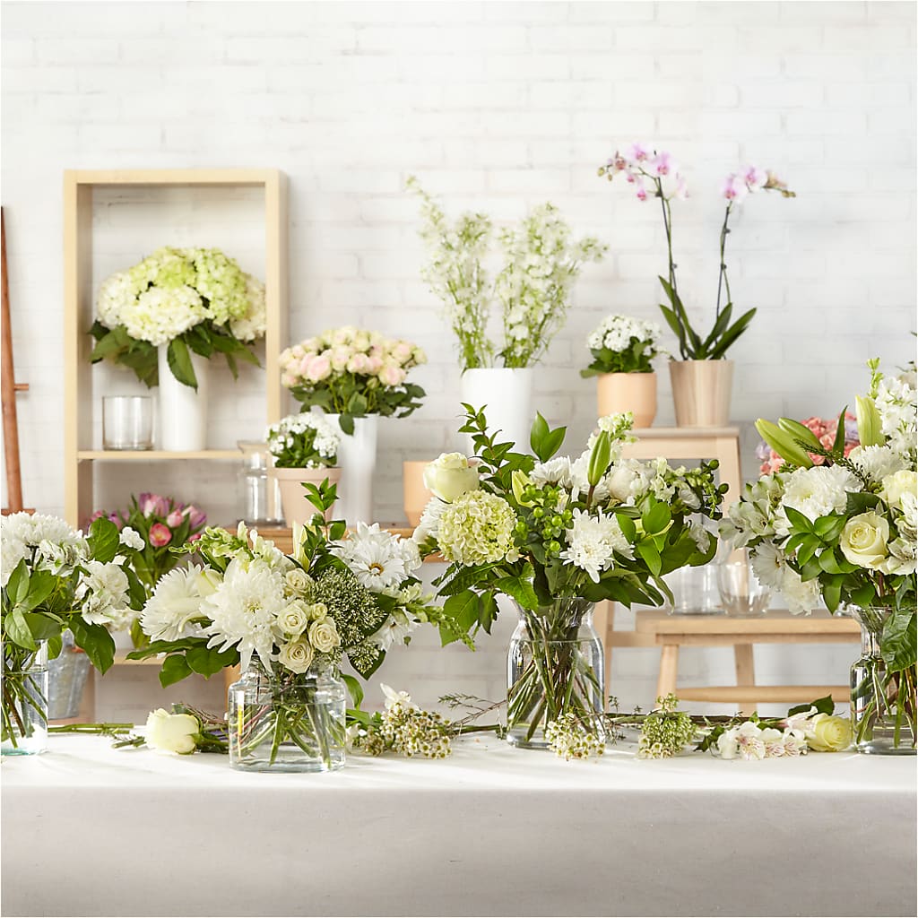 Classic Ivory – A Florist Original – YOLE'S FLOWERS, New Orleans LA