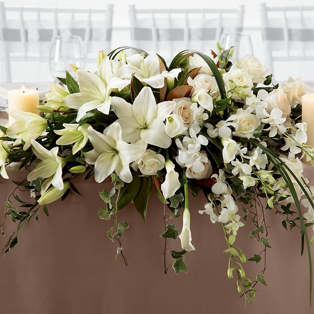 White Linen Arrangement – YOLE'S FLOWERS, New Orleans LA