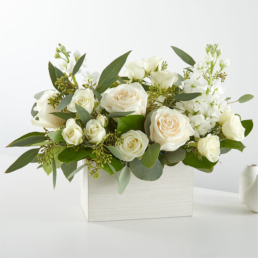 Fresh Linen Box Bouquet – YOLE'S FLOWERS, New Orleans LA