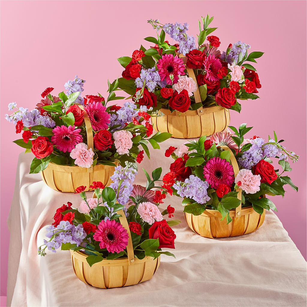 Pink Picnic Basket – YOLE'S FLOWERS, New Orleans LA