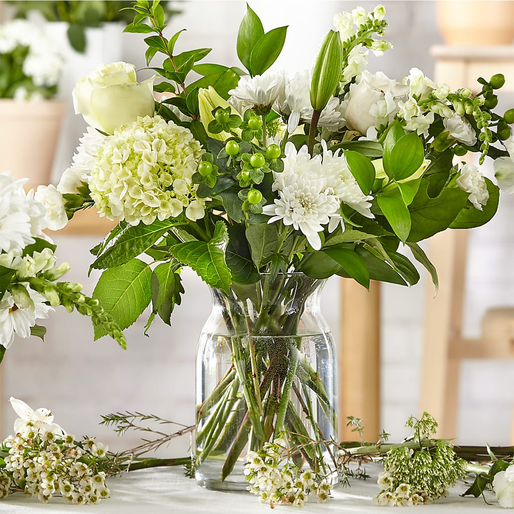 Classic Ivory – A Florist Original – YOLE'S FLOWERS, New Orleans LA