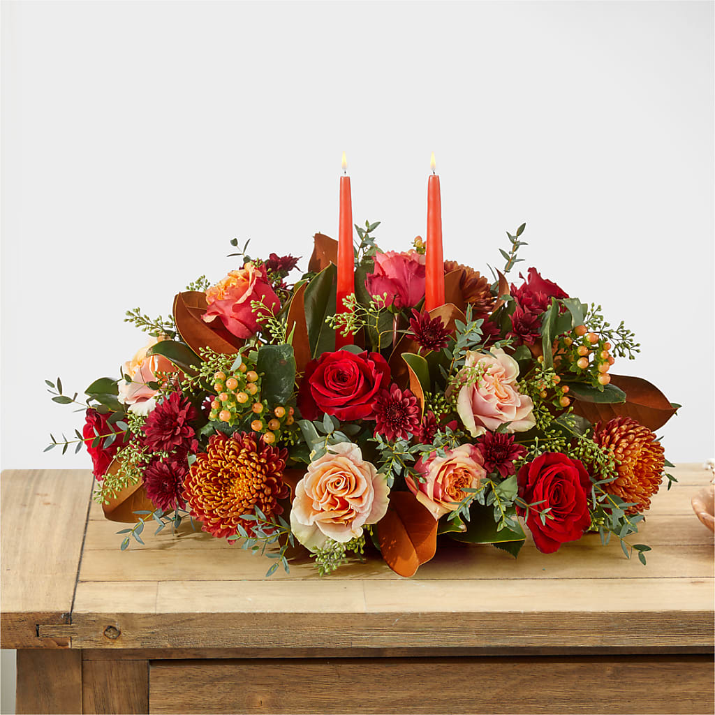 Gather Near Centerpiece – YOLE'S FLOWERS, New Orleans LA