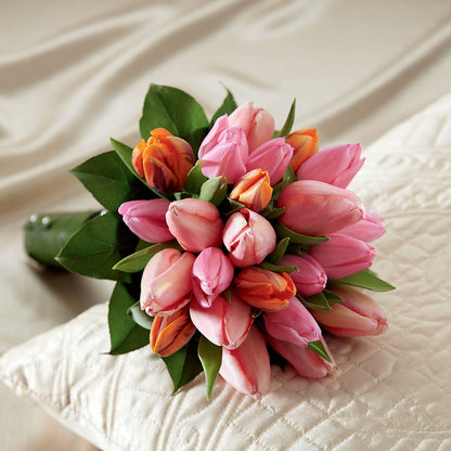 Embraceable Bouquet – YOLE'S FLOWERS, New Orleans LA