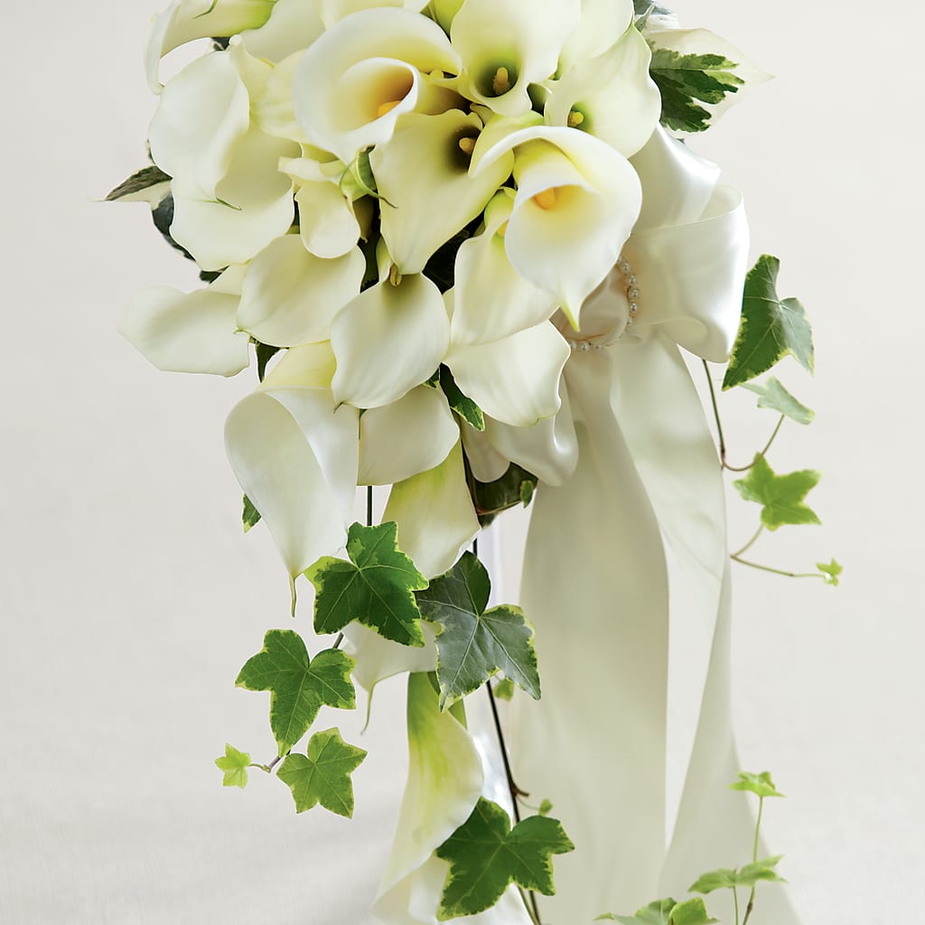 White Chapel Bouquet – YOLE'S FLOWERS, New Orleans LA